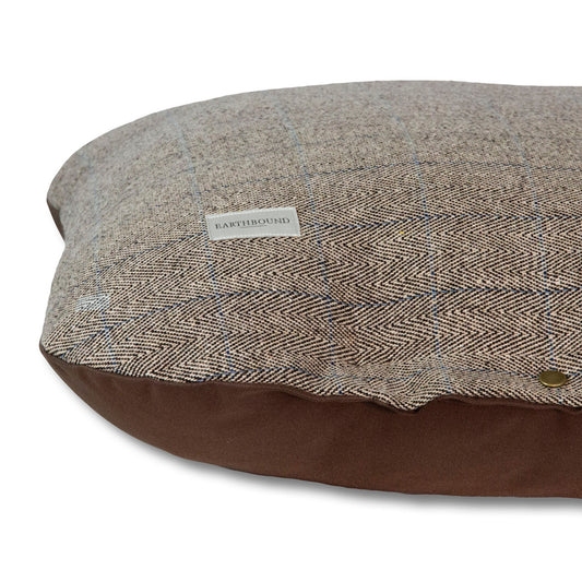 Earthbound Flat Cushion Traditional Tweed Beige